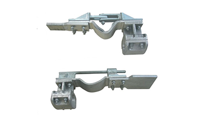 Manufacturing process of connecting fittings for improving wire clamping strength